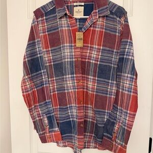 American Eagle Outfitters Red and Blue Plaid Casual Button Down Shirt